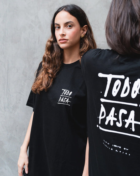 Todo Pasa Black On The Side